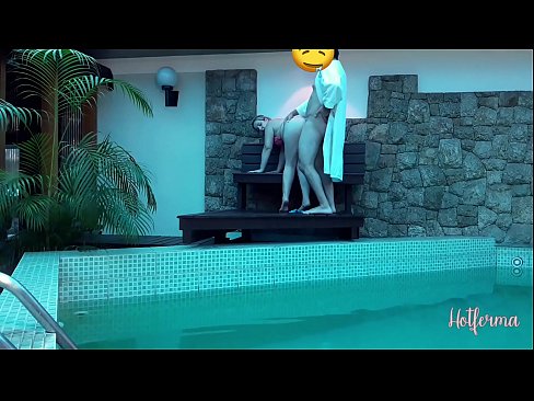 ❤️ Boss invites maid to the pool, but couldn't resist a hot ❌ Porno at us